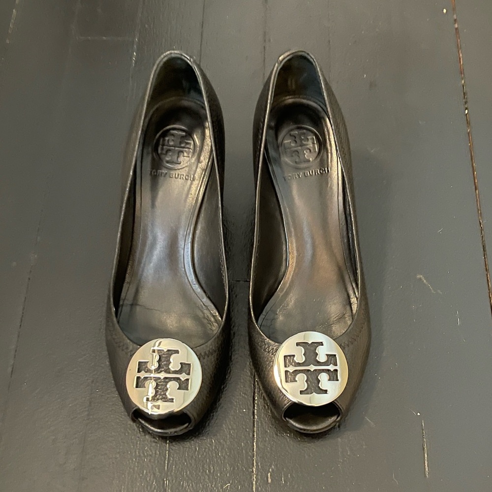 Tory Burch Claire Open Toe Wedge Shoes - Size 7 1/2.